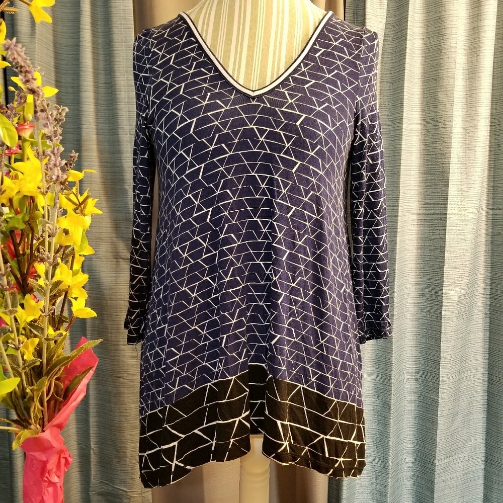 🌻🌺🌻MAX STUDIO TUNIC!! - Picture 1 of 6